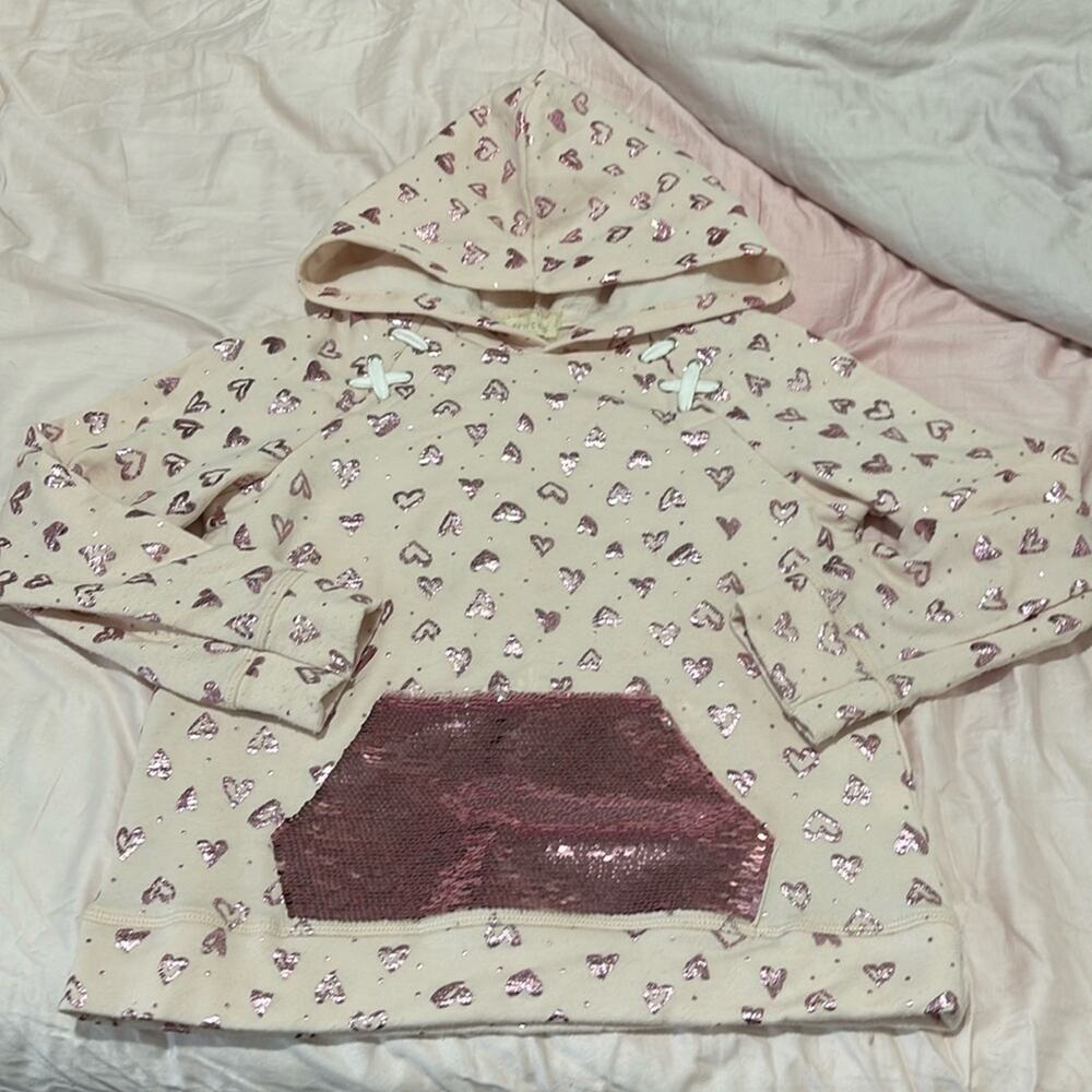 Btween 10 pink hooded sweatshirt pink metallic heart print sequin pocket euc